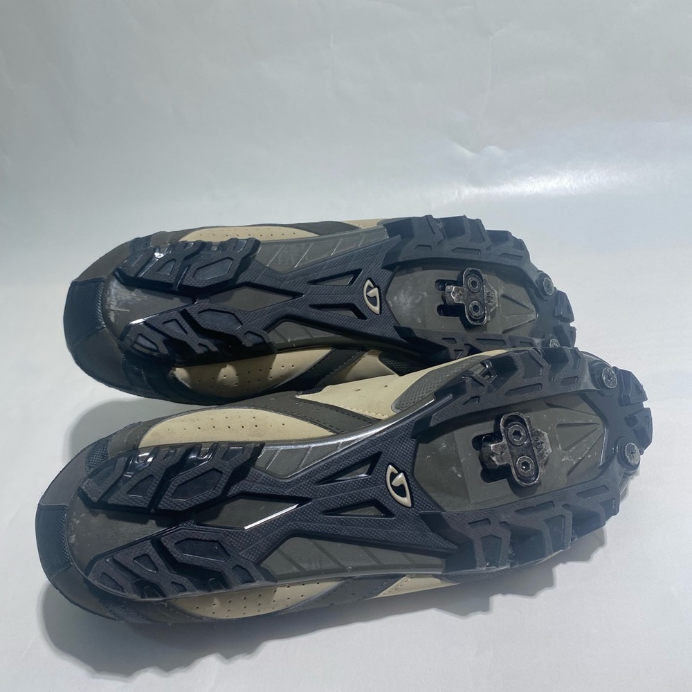 Giro Men's size 12 Cycling Shoes - Black and Tan - Picture 6 of 14